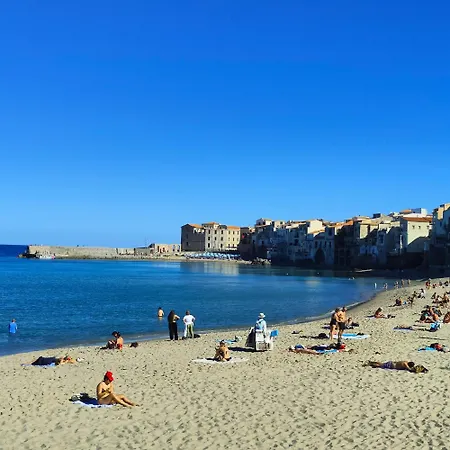 Apartment Lungomare Vazzana Cefalu